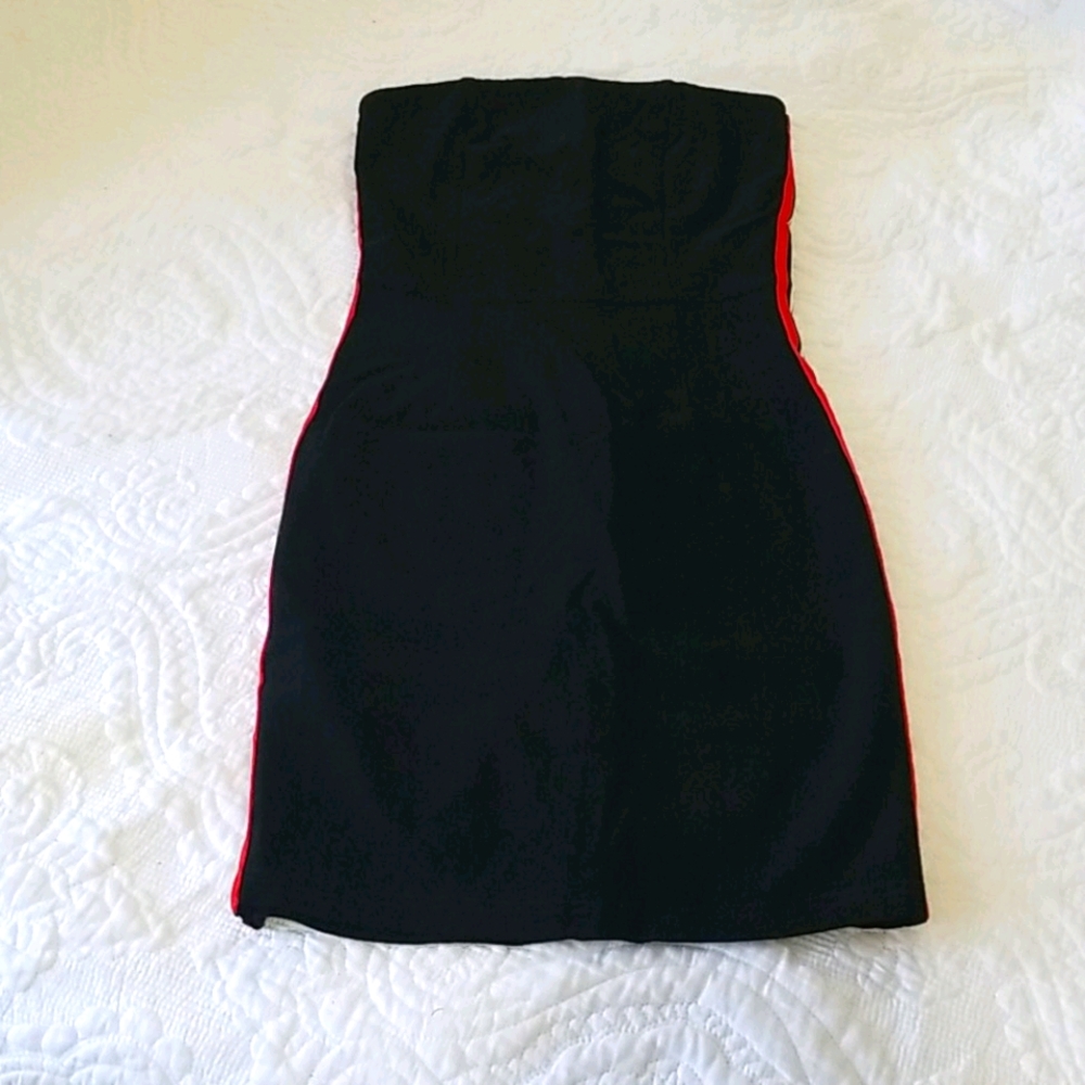 Strapless dress